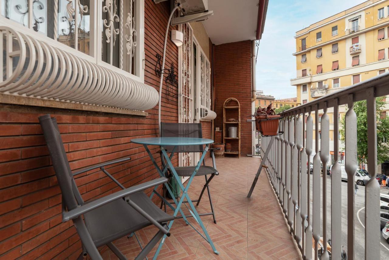 Piazza Re Di Roma Comfy Apartment Exterior photo